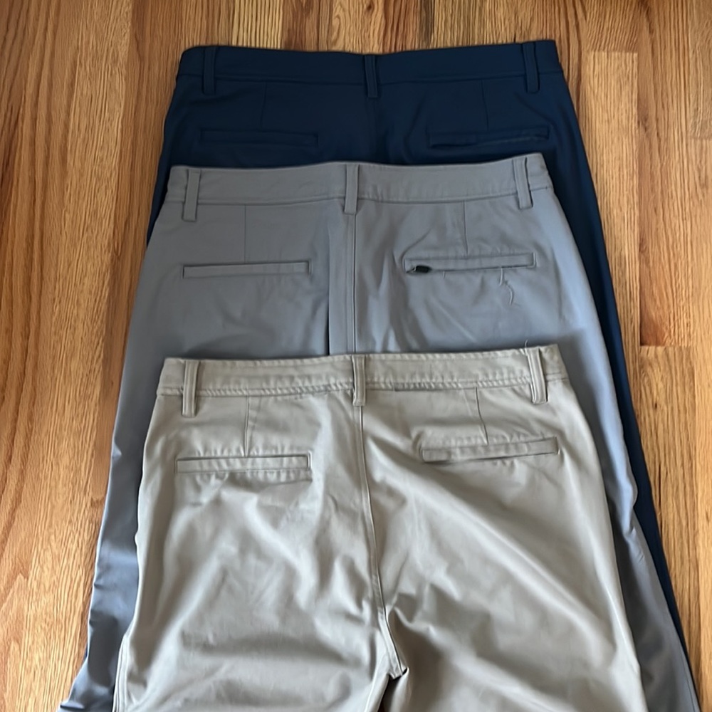 3 pairs!! 32 degrees stretch performance golf pants size 32 - Picture 2 of 5